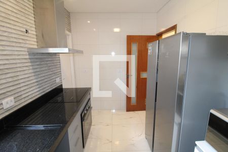 Casa à venda com 165m², 3 quartos e 3 vagasCozinha
