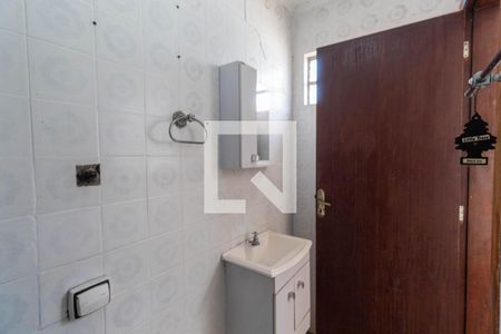 Casa à venda com 150m², 3 quartos e 4 vagas Casa à venda com 150m², 3 quartos e 4 vagasEdícula