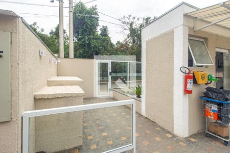 Apartamento para alugar com 45m², 2 quartos e 1 vaga Apartamento para alugar com 45m², 2 quartos e 1 vagaEntrada