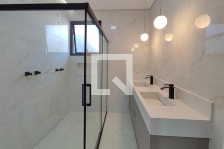 Casa de condomínio à venda com 274m², 3 quartos e 4 vagas Casa de condomínio à venda com 274m², 3 quartos e 4 vagasBanheiro Suíte 3