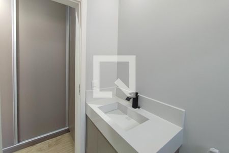 Casa de condomínio à venda com 274m², 3 quartos e 4 vagas Casa de condomínio à venda com 274m², 3 quartos e 4 vagasBanheiro Suíte 2