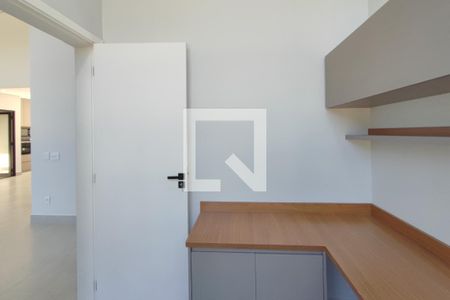 Casa de condomínio à venda com 274m², 3 quartos e 4 vagas Casa de condomínio à venda com 274m², 3 quartos e 4 vagasEscritório