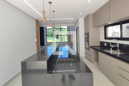 Casa de condomínio à venda com 274m², 3 quartos e 4 vagas Casa de condomínio à venda com 274m², 3 quartos e 4 vagasCozinha