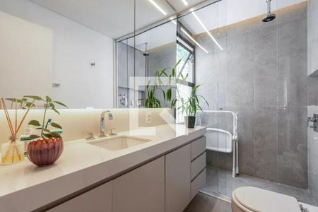 Casa à venda com 288m², 4 quartos e 2 vagas