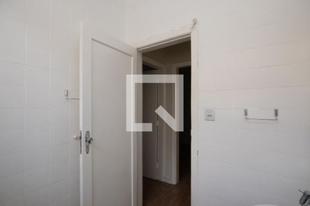 Apartamento à venda com 95m², 2 quartos e 1 vaga Apartamento à venda com 95m², 2 quartos e 1 vagaBanheiro