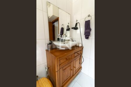 Casa à venda com 142m², 2 quartos e 1 vaga Casa à venda com 142m², 2 quartos e 1 vagaBanheiro