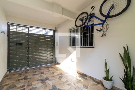 Casa à venda com 142m², 2 quartos e 1 vaga Casa à venda com 142m², 2 quartos e 1 vagaGaragem