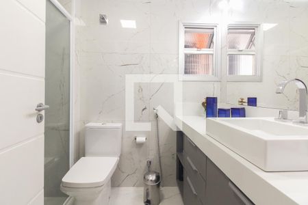 Apartamento à venda com 92m², 3 quartos e 2 vagas Apartamento à venda com 92m², 3 quartos e 2 vagasBanheiro Social