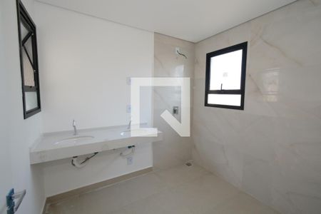 Casa de condomínio à venda com 350m², 4 quartos e 4 vagasBanheiro da Suíte 1