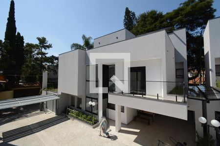 Casa de condomínio à venda com 350m², 4 quartos e 4 vagasVista da Varanda