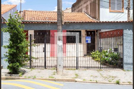 Casa à venda com 120m², 2 quartos e 3 vagasFachada