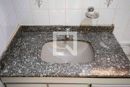 Casa à venda com 120m², 2 quartos e 3 vagasBanheiro