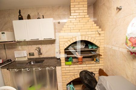 Casa de condomínio à venda com 255m², 3 quartos e 1 vagaÁrea gourmet