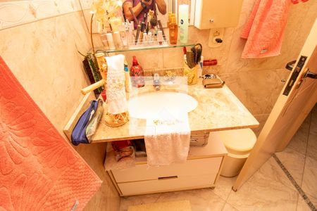 Casa de condomínio à venda com 255m², 3 quartos e 1 vagaBanheiro Quarto 2