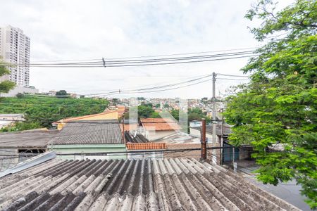 Vista de casa para alugar com 3 quartos, 140m² em Padroeira, Osasco
