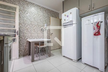 Casa à venda com 150m², 3 quartos e 2 vagas Casa à venda com 150m², 3 quartos e 2 vagasCozinha