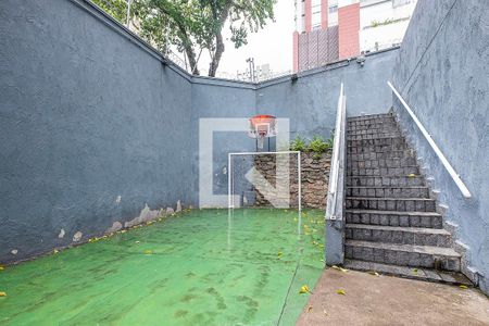Casa à venda com 150m², 3 quartos e 2 vagas Casa à venda com 150m², 3 quartos e 2 vagasQuadra