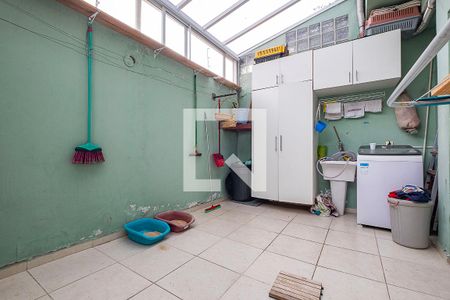 Casa à venda com 150m², 3 quartos e 2 vagas Casa à venda com 150m², 3 quartos e 2 vagasCozinha