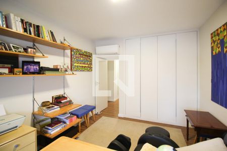 Apartamento à venda com 150m², 2 quartos e 2 vagasQuarto