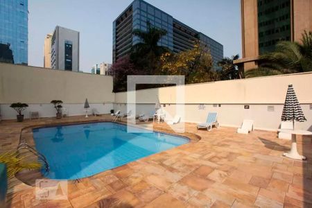 Apartamento à venda com 150m², 2 quartos e 2 vagasÁrea comum - Piscina