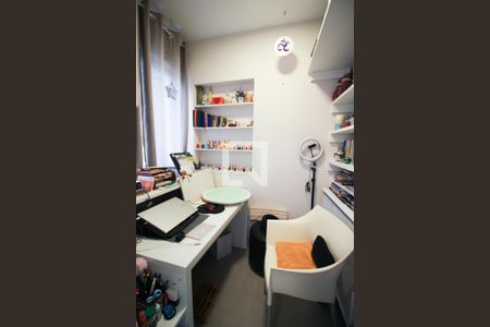 Apartamento à venda com 150m², 2 quartos e 2 vagasQuarto de Serviço