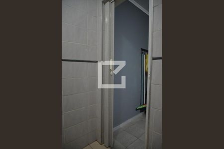 Casa à venda com 162m², 4 quartos e 2 vagasBanheiro de serviço
