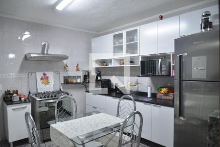 Casa à venda com 162m², 4 quartos e 2 vagasCozinha