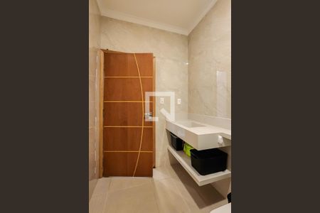 Casa à venda com 366m², 3 quartos e 8 vagasBanheiro da Suíte