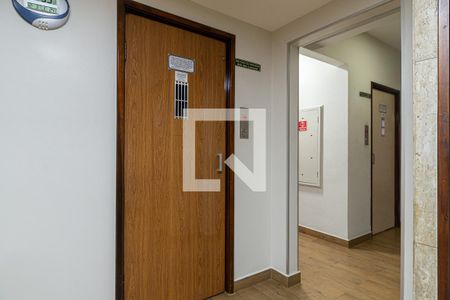 Apartamento à venda com 72m², 2 quartos e 1 vaga Apartamento à venda com 72m², 2 quartos e 1 vagaÁrea comum - Elevador