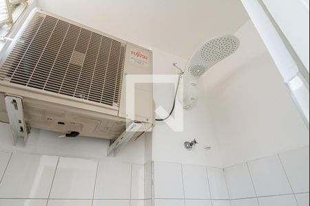 Apartamento à venda com 72m², 2 quartos e 1 vaga Apartamento à venda com 72m², 2 quartos e 1 vagaBanheiro de Serviço