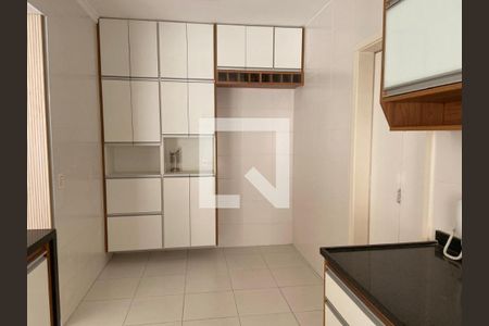Apartamento à venda com 136m², 3 quartos e 2 vagas