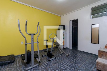 Suíte Americana 1 de casa para alugar com 3 quartos, 75m² em Parque Maria Helena, São Paulo