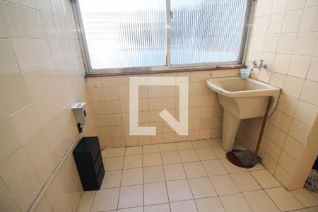 Apartamento à venda com 77m², 2 quartos e sem vaga Apartamento à venda com 77m², 2 quartos e sem vagaÁrea de Serviço