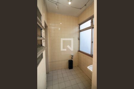 Apartamento à venda com 77m², 2 quartos e sem vaga Apartamento à venda com 77m², 2 quartos e sem vagaÁrea de Serviço
