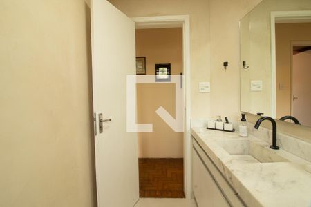 Apartamento à venda com 84m², 3 quartos e 1 vaga Apartamento à venda com 84m², 3 quartos e 1 vagaBanheiro