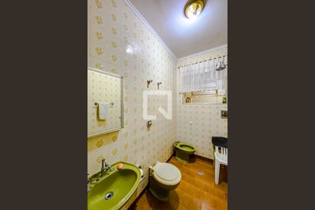 Casa à venda com 138m², 2 quartos e 1 vagaBanheiro