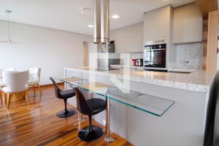 Apartamento à venda com 89m², 2 quartos e 2 vagas Apartamento à venda com 89m², 2 quartos e 2 vagasCozinha