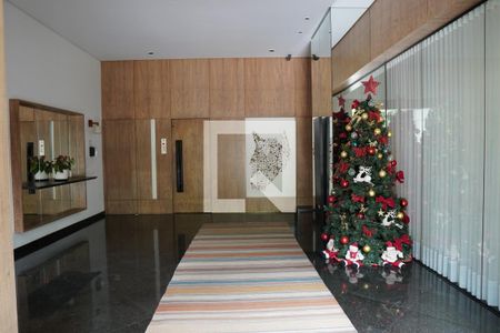 Apartamento à venda com 300m², 6 quartos e 4 vagasHall