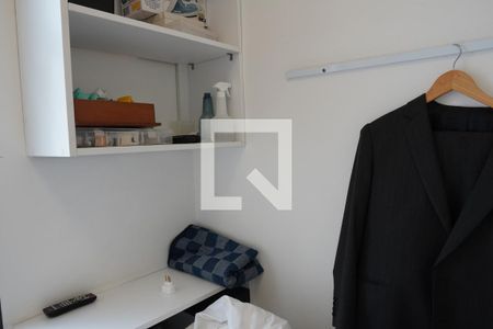 Apartamento à venda com 300m², 6 quartos e 4 vagasQuarto de Serviço