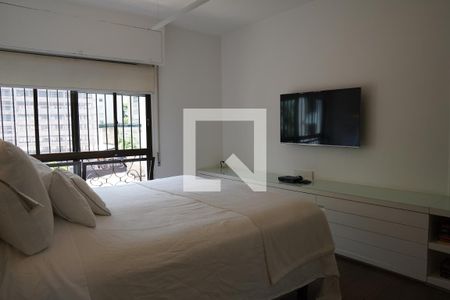 Apartamento à venda com 300m², 6 quartos e 4 vagasSuite