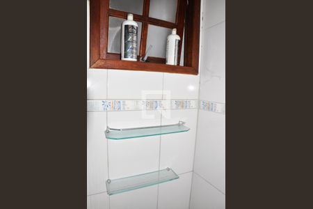 Casa de condomínio à venda com 121m², 2 quartos e 2 vagasDetalhe - Suíte