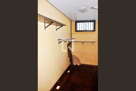 Casa de condomínio à venda com 121m², 2 quartos e 2 vagasDetalhe - Escritório