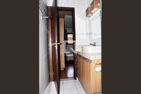 Casa de condomínio à venda com 121m², 2 quartos e 2 vagasDetalhe - Suíte