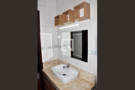 Casa de condomínio à venda com 121m², 2 quartos e 2 vagasDetalhe - Suíte