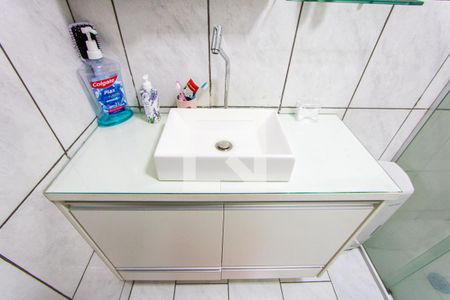 Apartamento à venda com 80m², 3 quartos e 2 vagas Apartamento à venda com 80m², 3 quartos e 2 vagasBanheiro social