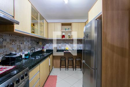Apartamento à venda com 80m², 3 quartos e 2 vagas Apartamento à venda com 80m², 3 quartos e 2 vagasCozinha