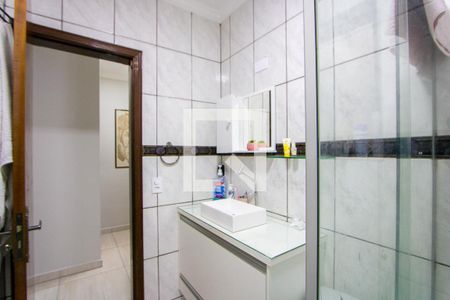 Apartamento à venda com 80m², 3 quartos e 2 vagas Apartamento à venda com 80m², 3 quartos e 2 vagasBanheiro social