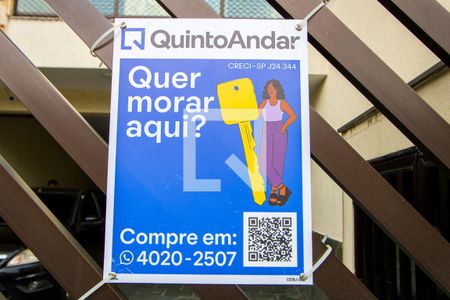 Apartamento à venda com 80m², 3 quartos e 2 vagas Apartamento à venda com 80m², 3 quartos e 2 vagasPlaquinha instalada na fachada