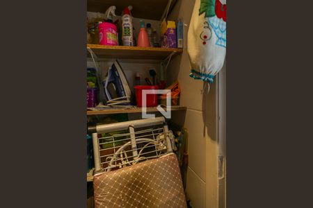 Apartamento à venda com 70m², 2 quartos e 1 vagaBanheiro de Serviço