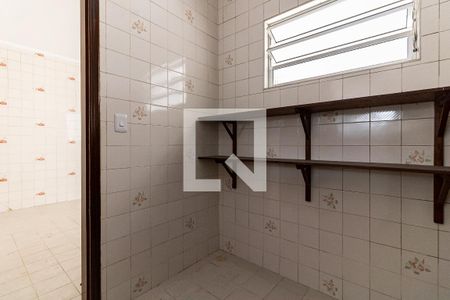 Casa à venda com 100m², 2 quartos e 2 vagasDispensa 